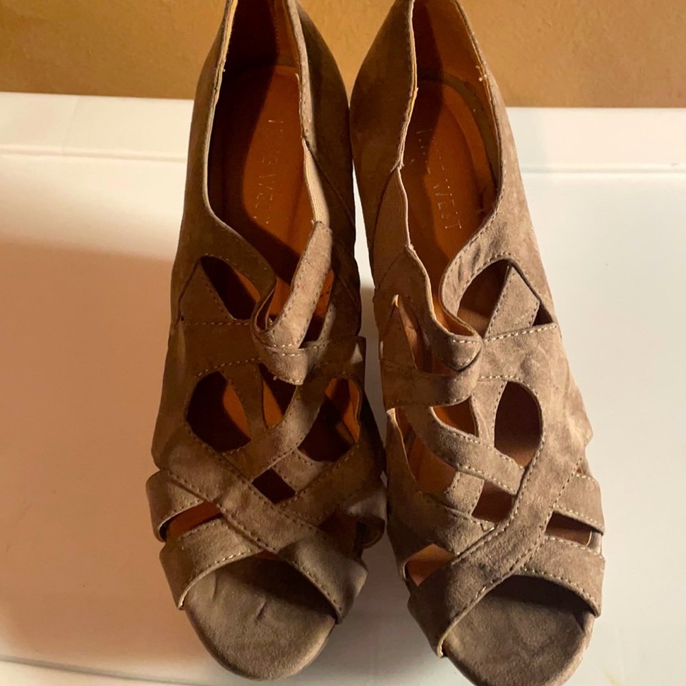 Never worn wedges